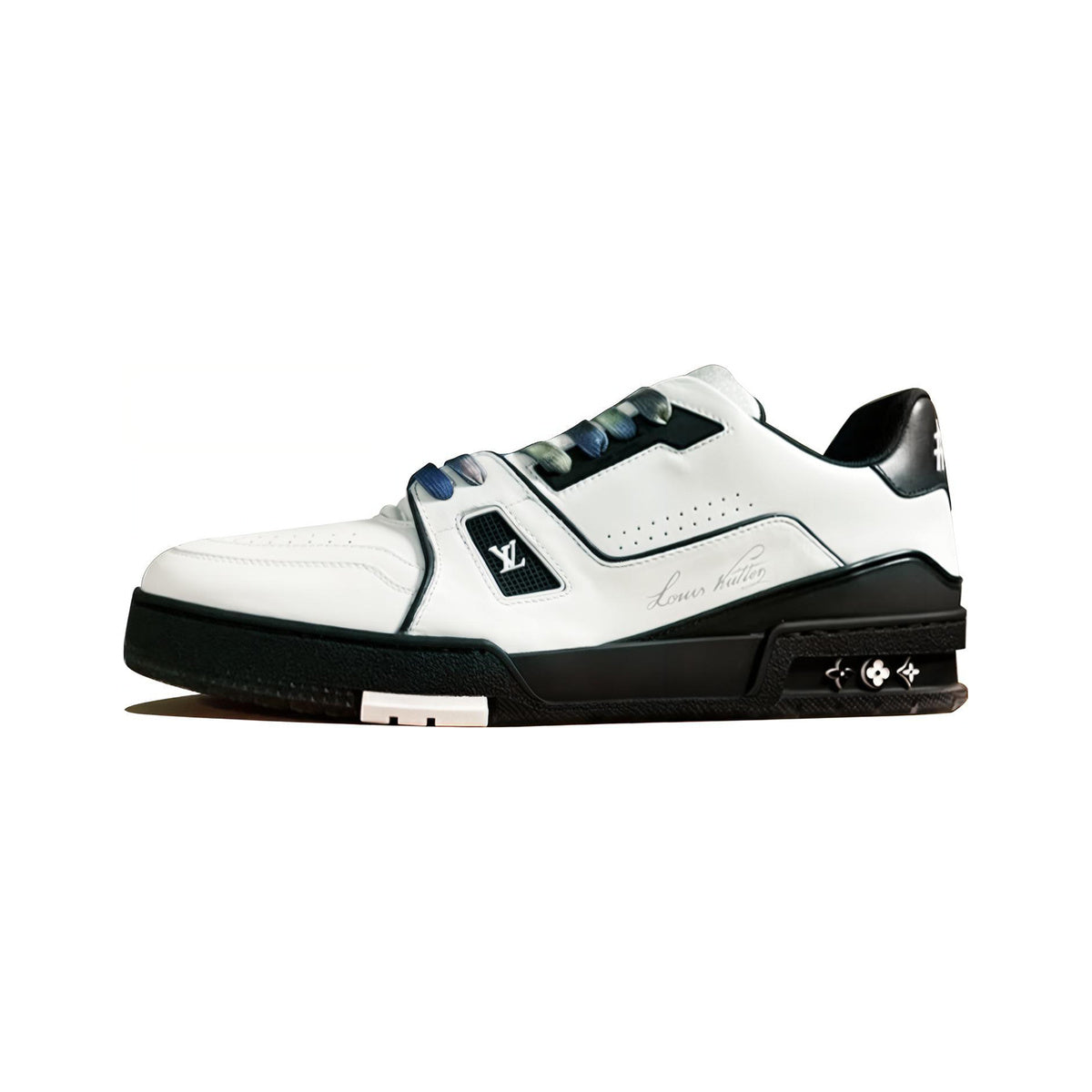 Louis Vuitton Trainer Calf Leather Low-Top Sneakers in White & Black – Unisex