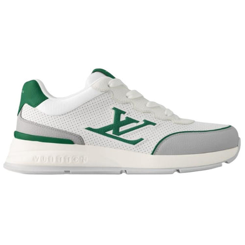 Louis Vuitton Classic Leather Lace-Up Low-Top Casual Sneakers in White – Unisex