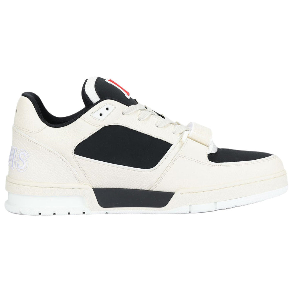 Louis Vuitton Trainer Calf Leather Lace-Up Low-Top Sneakers in Black –  Minimalist