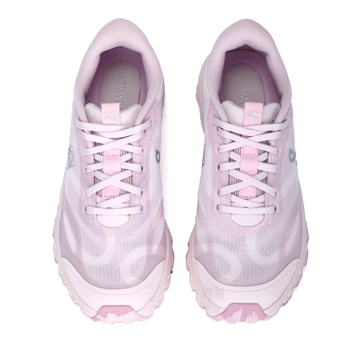 On × LOEWE Cloudventure Unisex Outdoor Lifestyle Sneakers – Opaline | Opaline