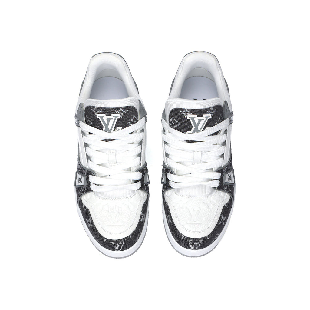 Louis Vuitton Trainer Lace-Up Low-Top Sneakers in Grey & White – Unisex