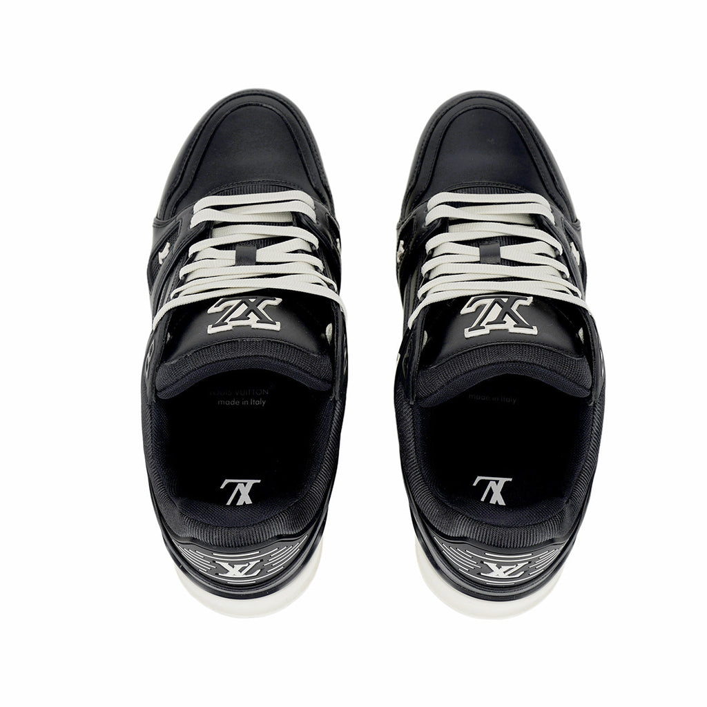 Louis Vuitton Trainer Low-Top Sneakers in All-Black with Embossed Lettering – Unisex