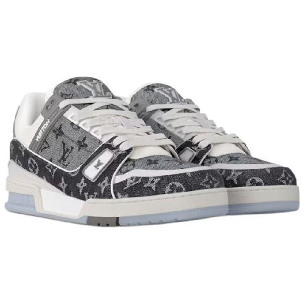 Louis Vuitton Trainer Calf Leather Lace-Up Low-Top Sneakers in Black & White – Unisex