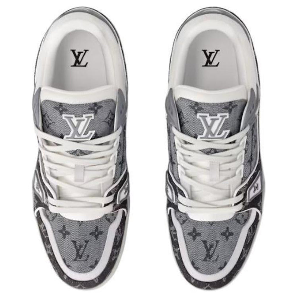 Louis Vuitton Trainer Calf Leather Lace-Up Low-Top Sneakers in Black & White – Unisex