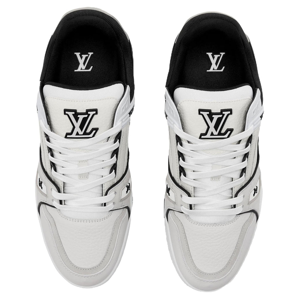 Louis Vuitton Trainer Grainy Leather Lace-Up Low-Top Sneakers in White – Unisex