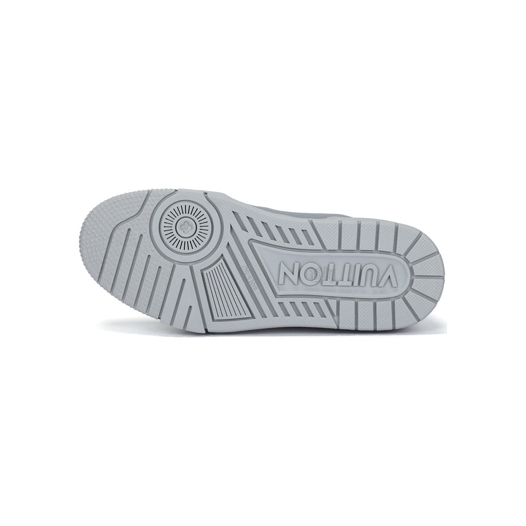 Louis Vuitton Trainer Reflective Detail Low-Top Sneakers in White & Grey – Unisex