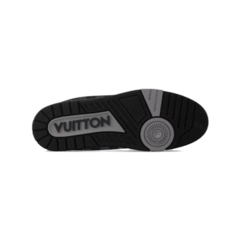 Louis Vuitton Trainer Flat Sole Low-Top Sneakers in Black – Unisex