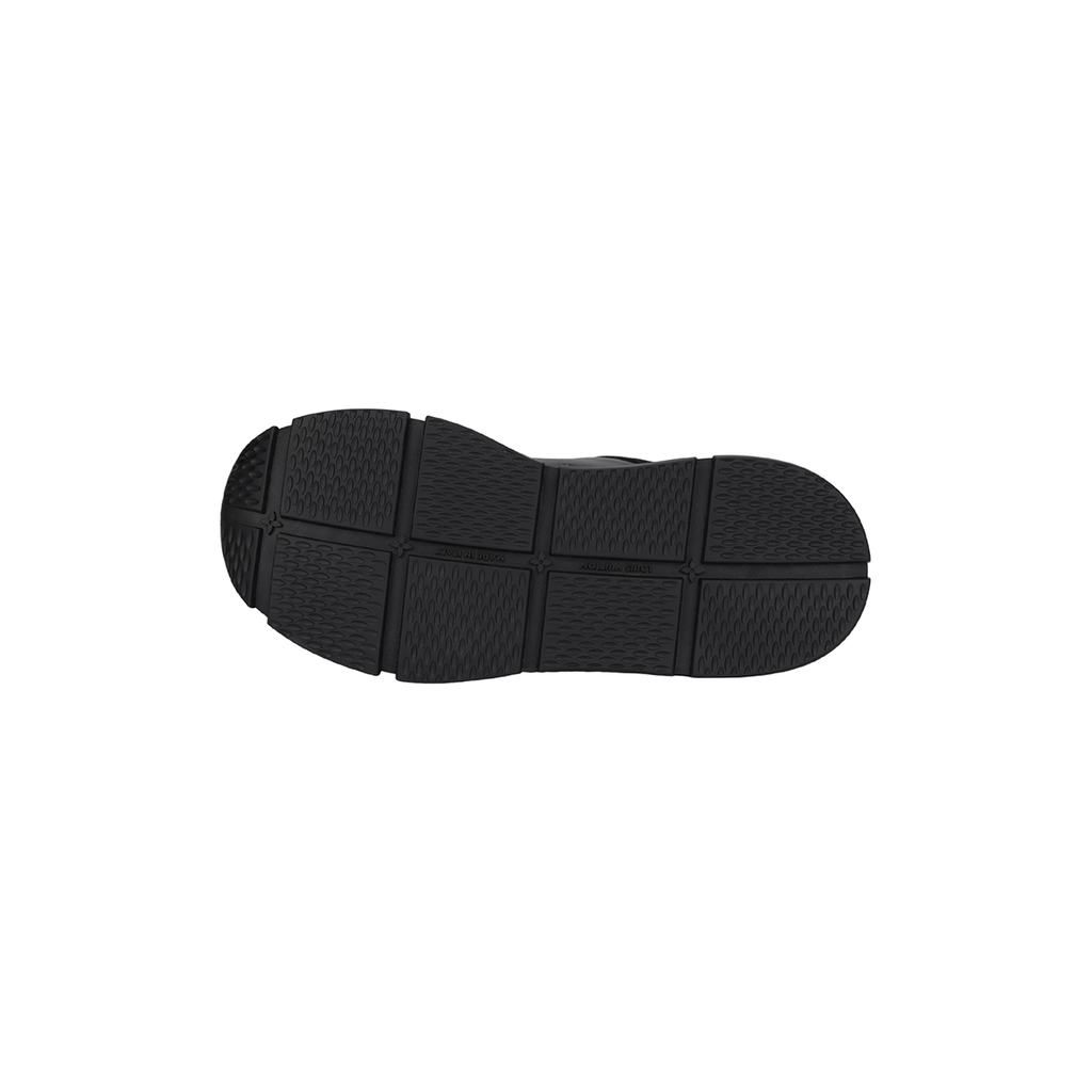 Louis Vuitton Classic Leather Lace-Up Low-Top Casual Sneakers in Black – Unisex