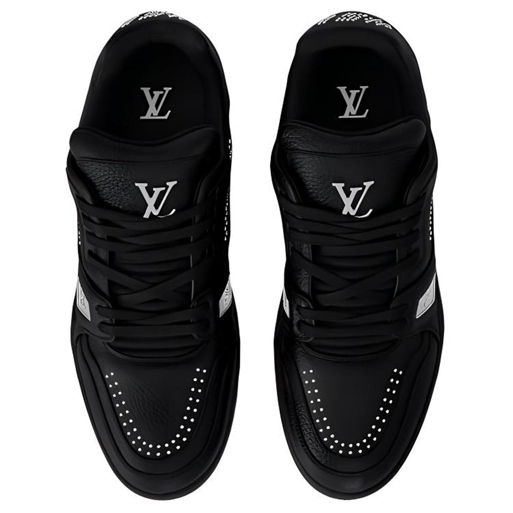 Louis Vuitton Trainer Calf Leather Lace-Up Low-Top Sneakers in Black – Unisex Essential