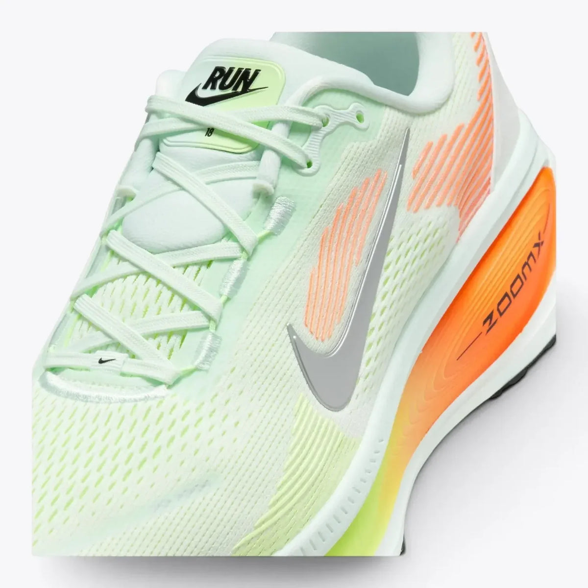 Nike Vomero 18  Barely Green HM6803-300