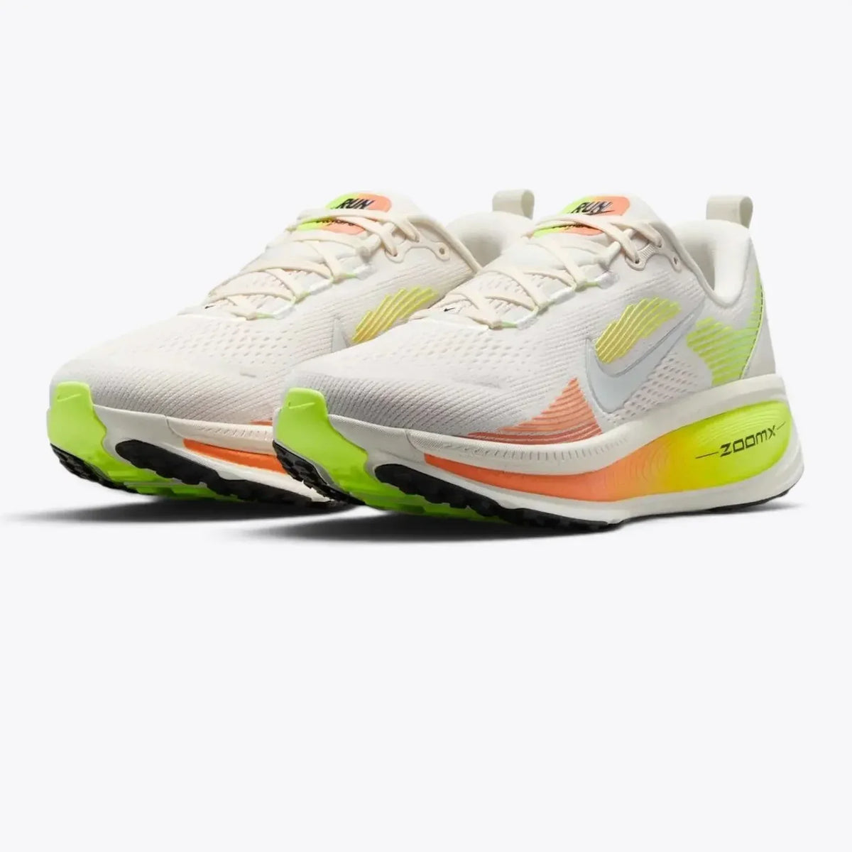 Nike Vomero 18  Phantom HM6804-002