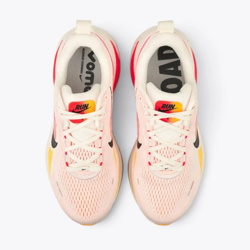 Nike Vomero 18 Sail  Bright Crimson HM6804-100