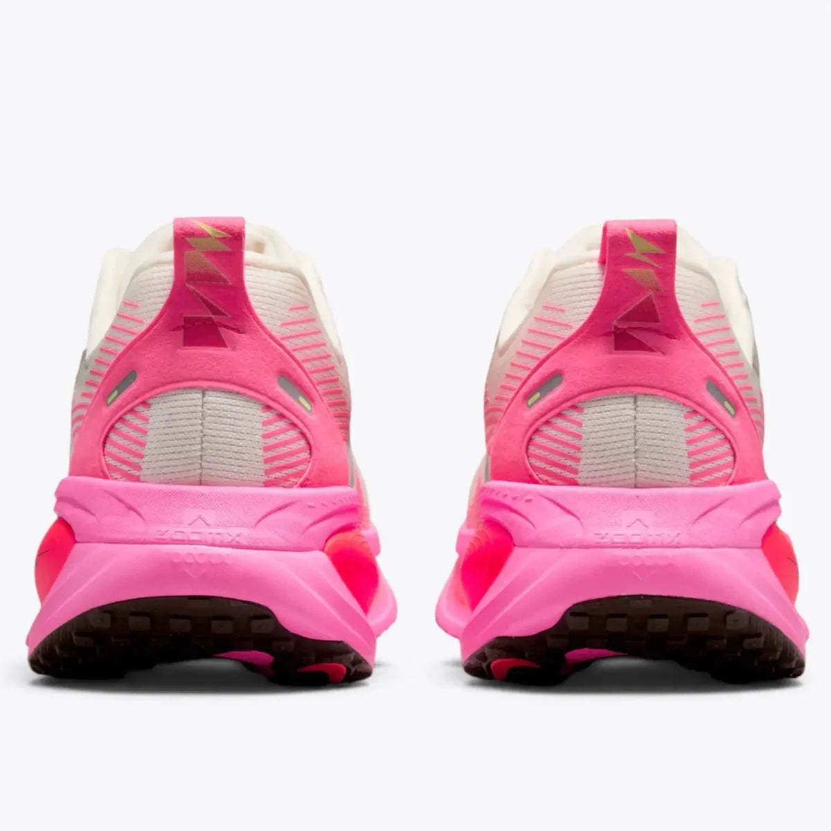 Nike Vomero 18  Sail  Hyper Pink IB7315-100