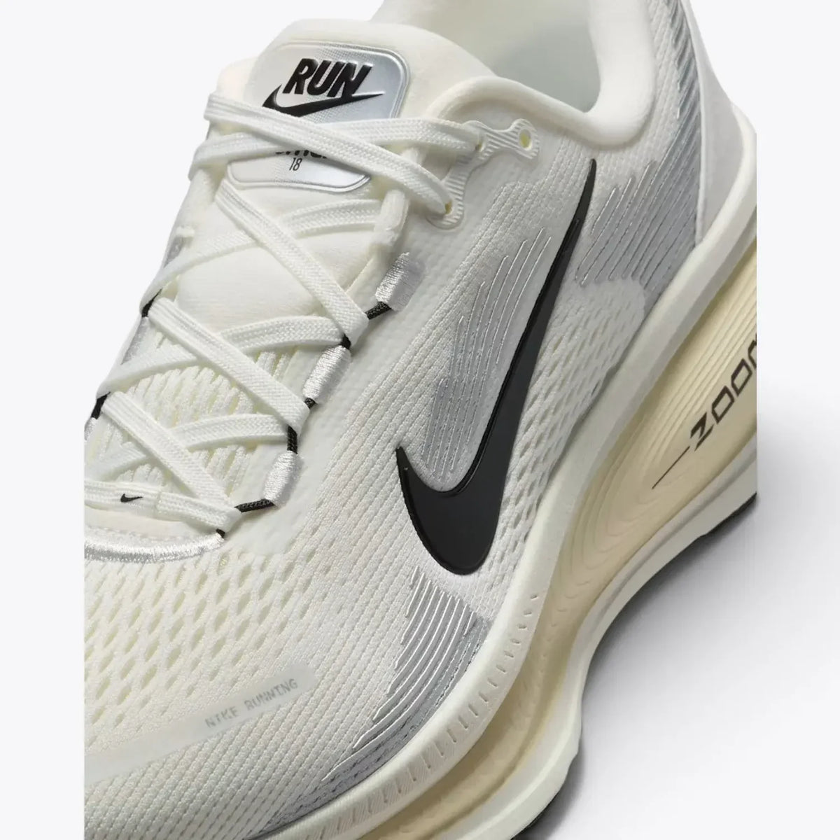 Nike Vomero 18 Summit White HM6804-101