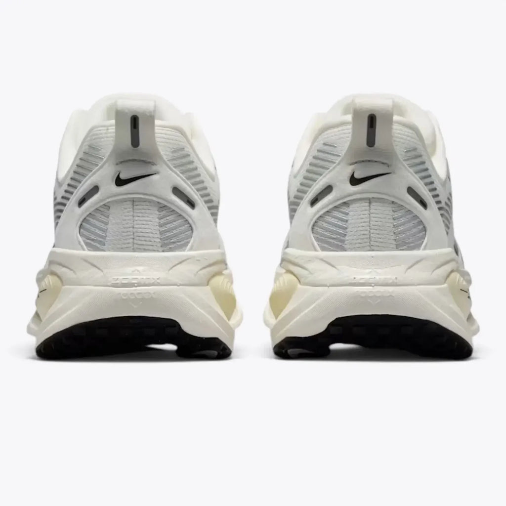 Nike Vomero 18 Summit White HM6804-101