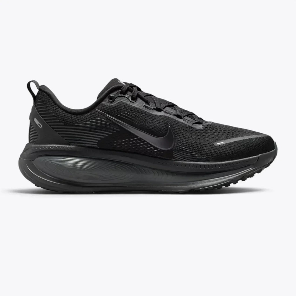 Nike Vomero 18  Triple Black HM6803-005