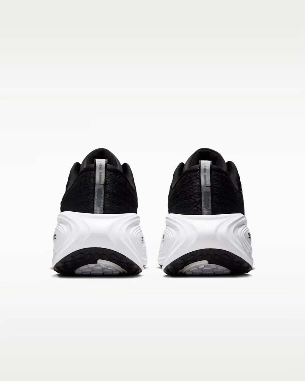 Nike Vomero Plus  Black HV8150-002