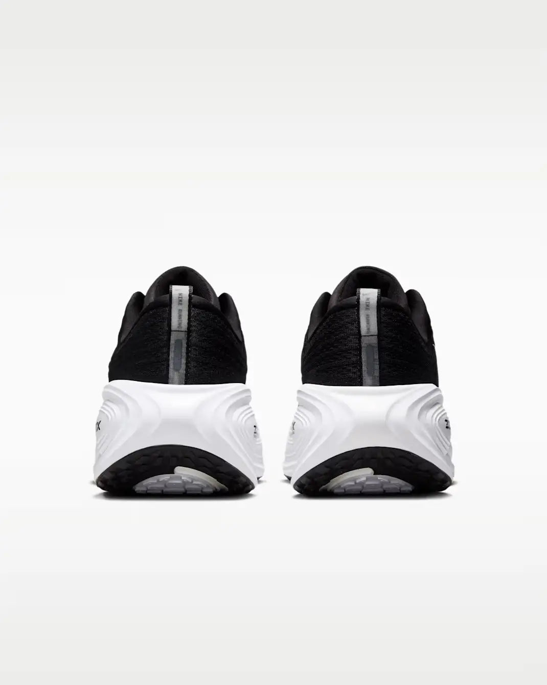 Nike Vomero Plus  Black HV8150-002