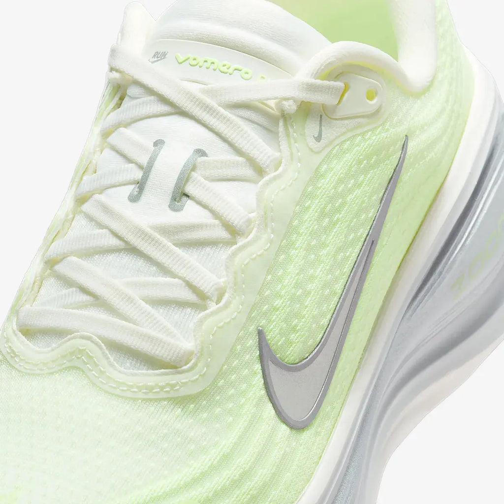Nike Vomero Plus  Green  Barely Volt HV8154-103