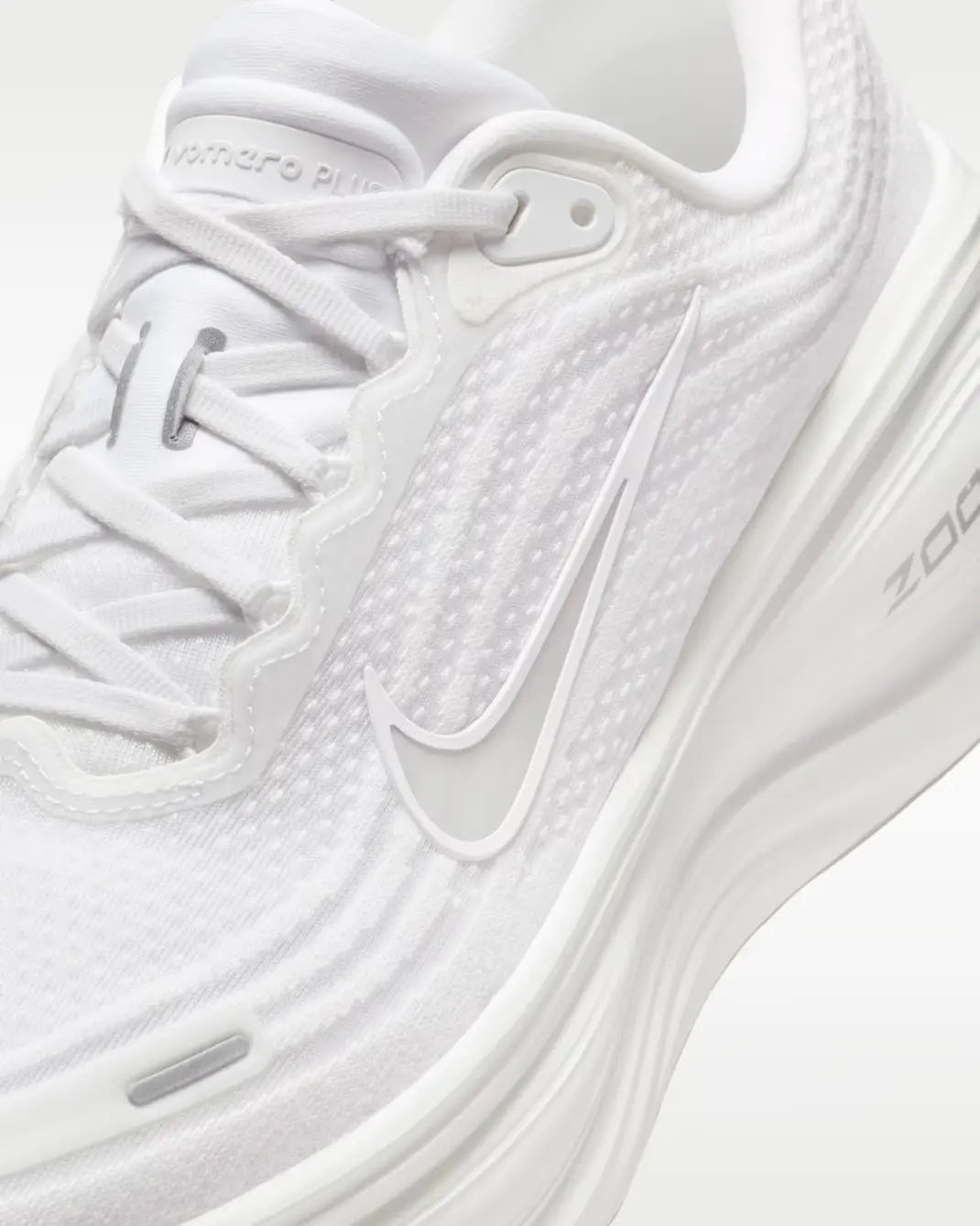Nike Vomero Plus White / Metallic Silver HV8150-102