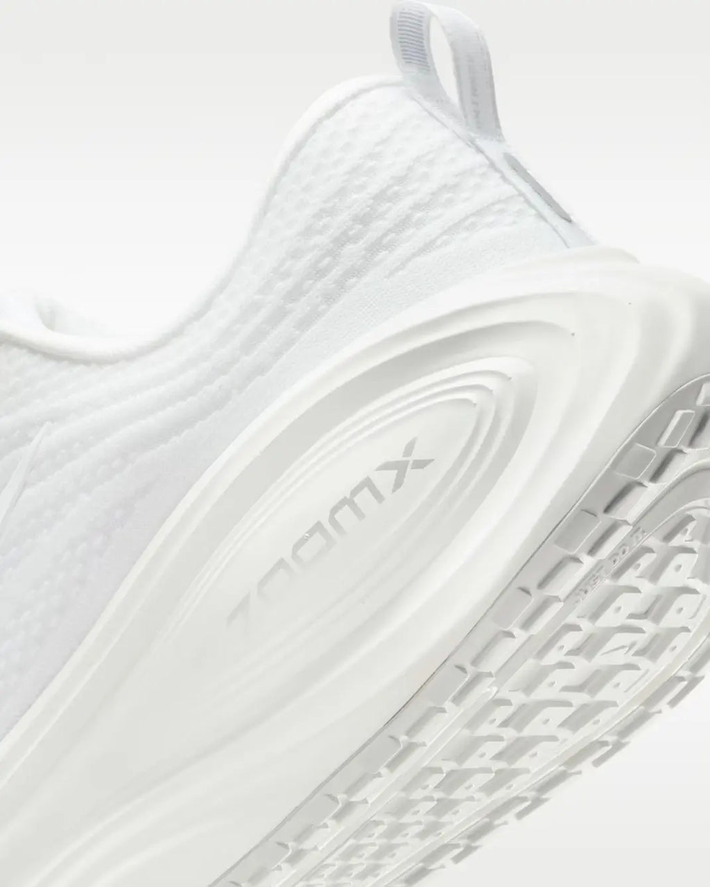 Nike Vomero Plus White / Metallic Silver HV8150-102
