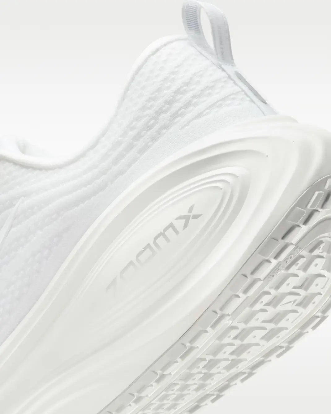 Nike Vomero Plus White / Metallic Silver HV8150-102