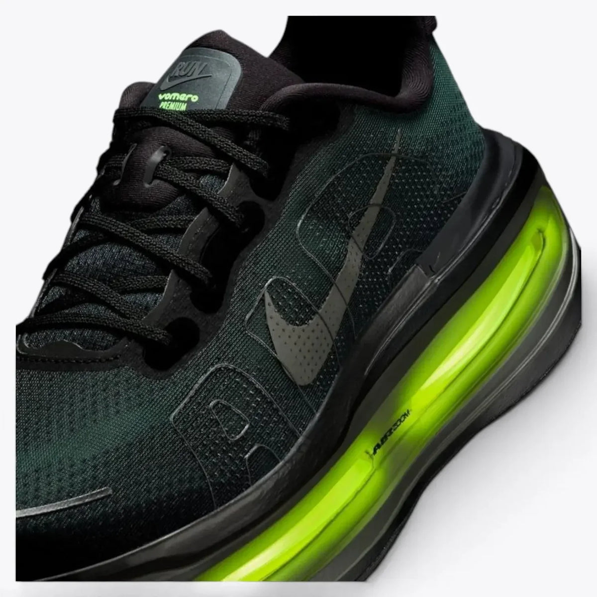 Nike Vomero Premium – Black HQ2050-001