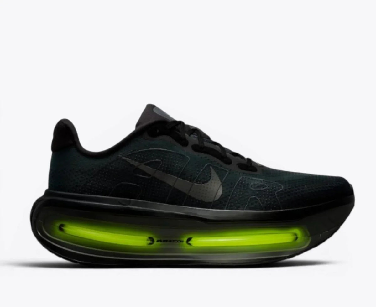 Nike Vomero Premium – Black HQ2050-001